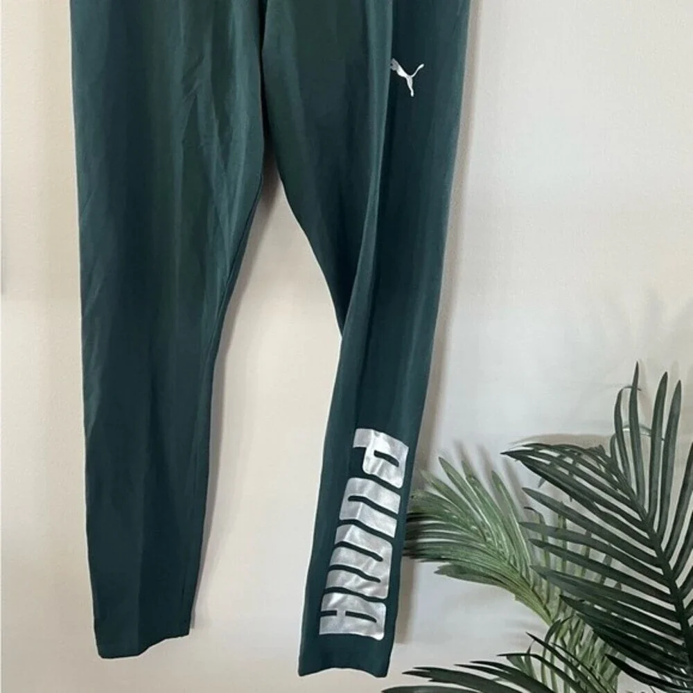 PUMA Women's Logo Leggings green Medium